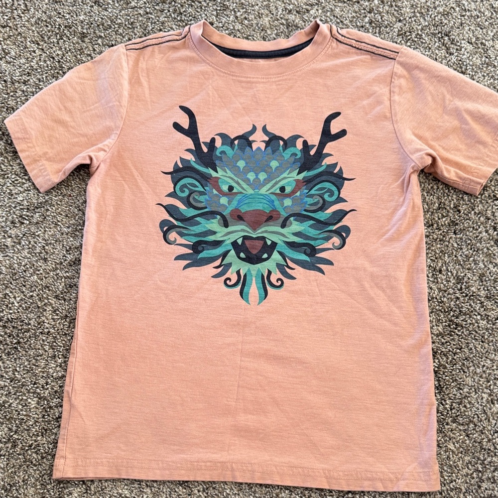 Tea Collection Peachy beige Tee with Green Graphic size 10